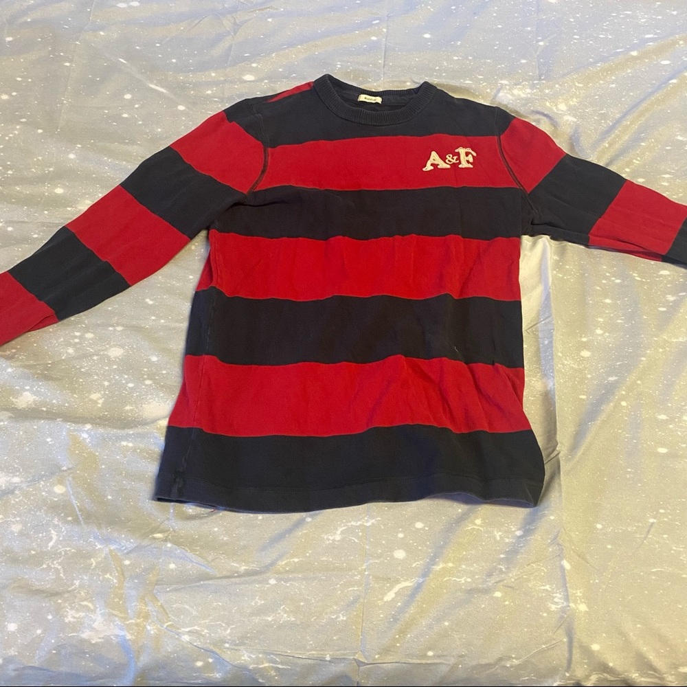 Aberncrombie and fitch black and red Long sleeve